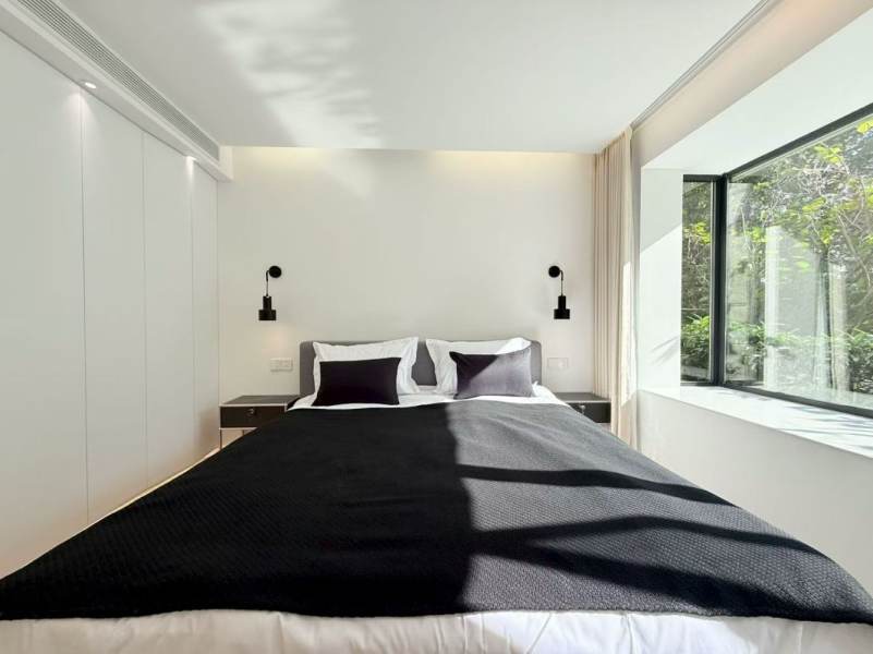 Housing image — Bedroom