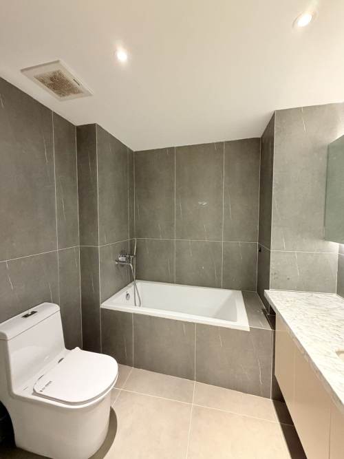 Housing image — Bathroom