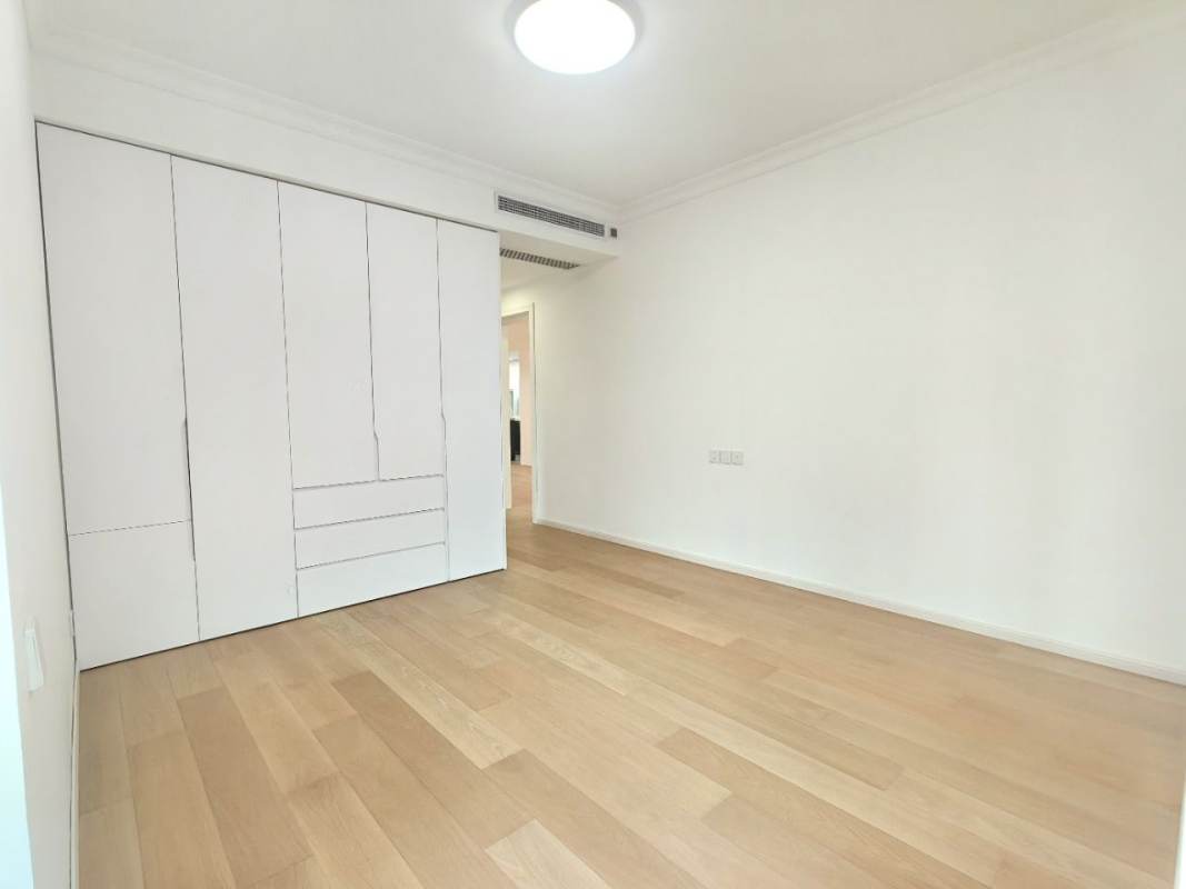 Housing image — Bedroom