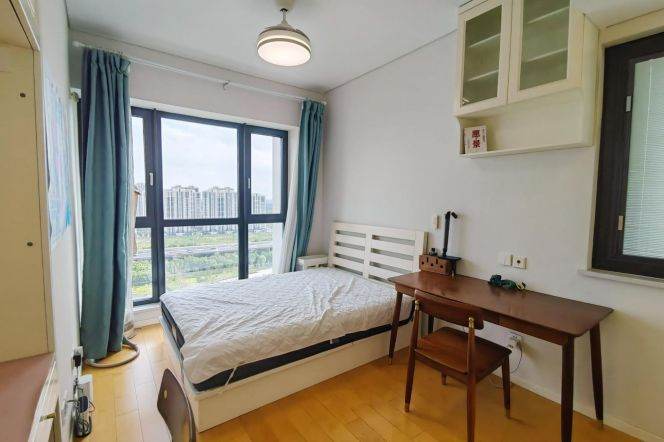High-Floor 2BR Apartment near Oriental Sports Center Metro (L6/L8/L11)