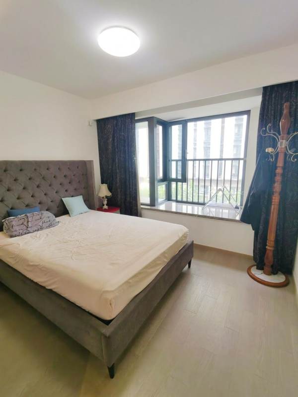 Housing image — Bedroom
