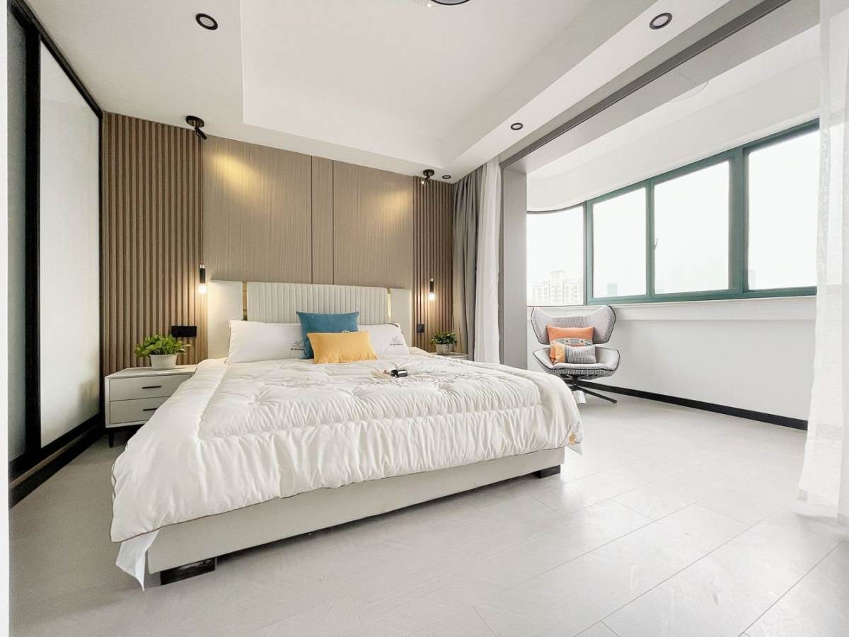 Housing image — Bedroom