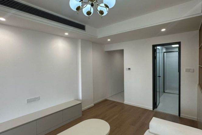 1BR Apartment near Zhongshan Park (L3/L4)
