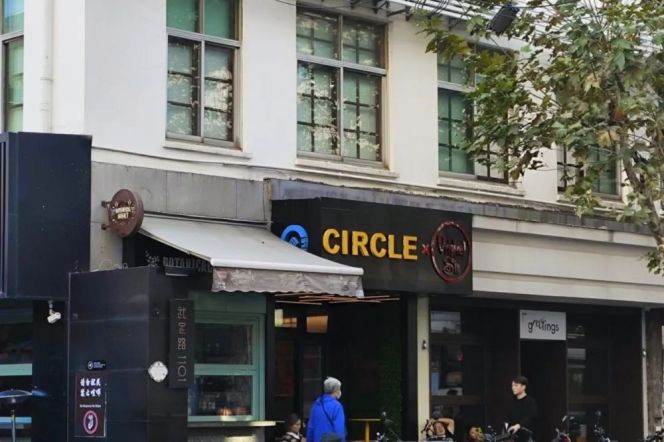 Spacious Studio Commercial Space at Circle (L7)