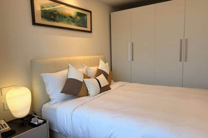 Short-Term 1BR Serviced Apartment near Shanghai International Studies University (Hongkou Campus) (L1)