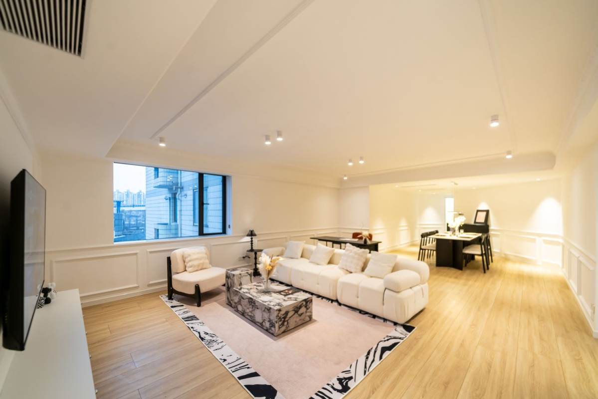 Housing image — Living Room