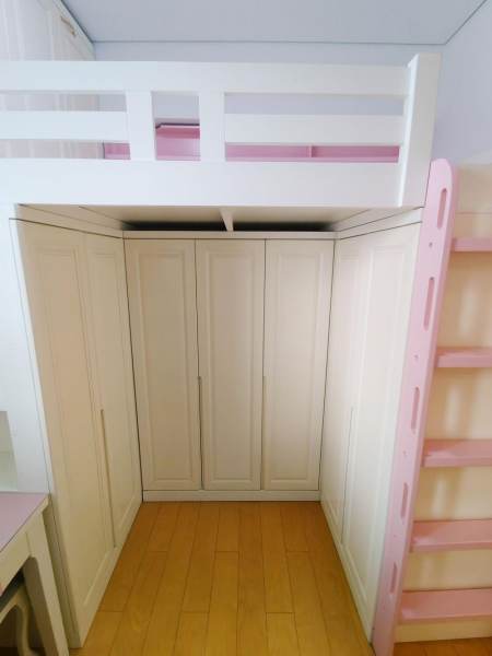 Housing image — Bedroom