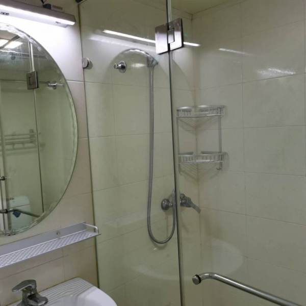 Housing image — Bathroom
