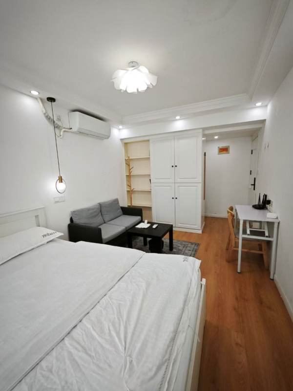 Housing image — Living Room
