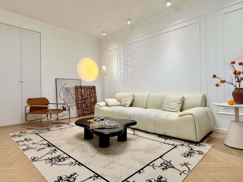 Housing image — Living Room