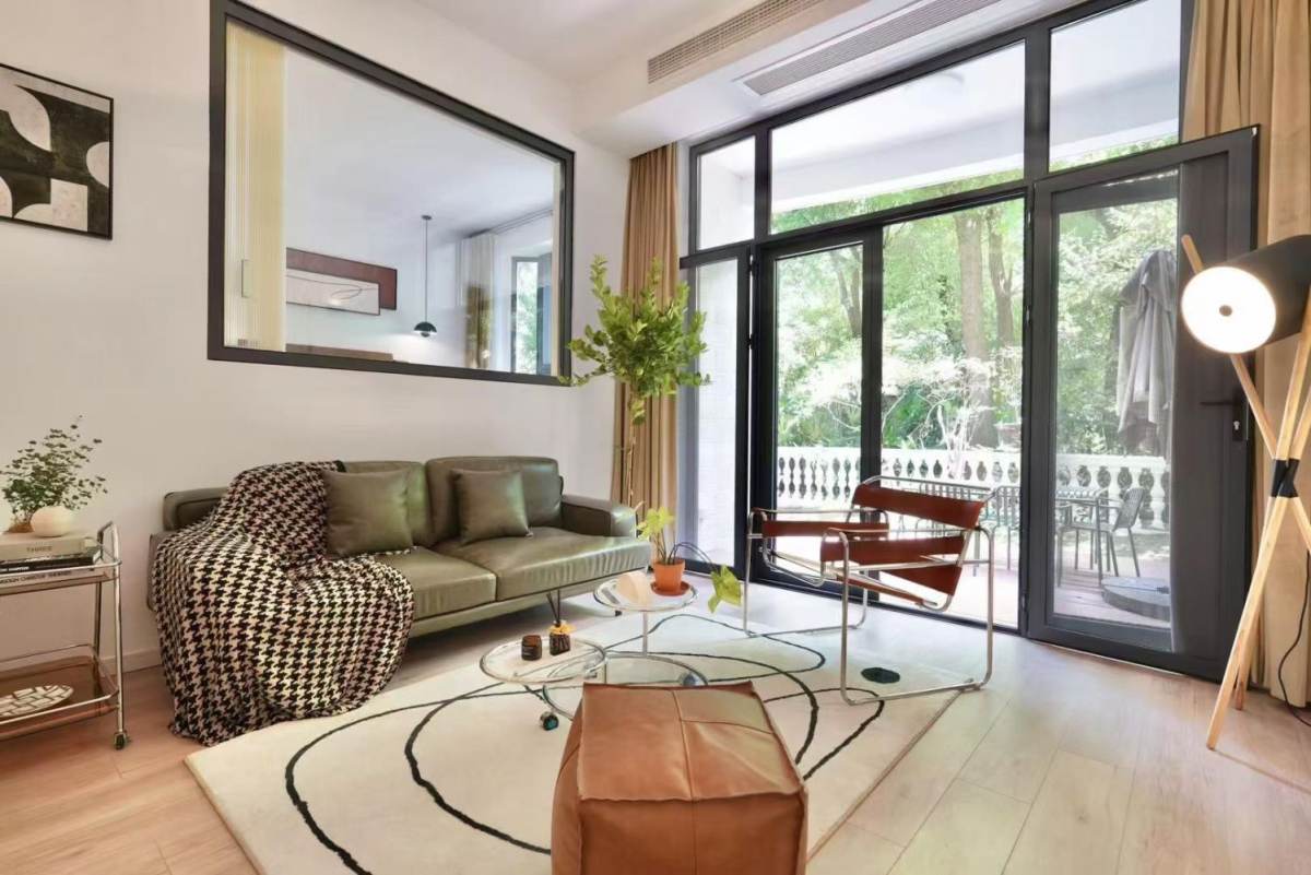 Housing image — Living Room