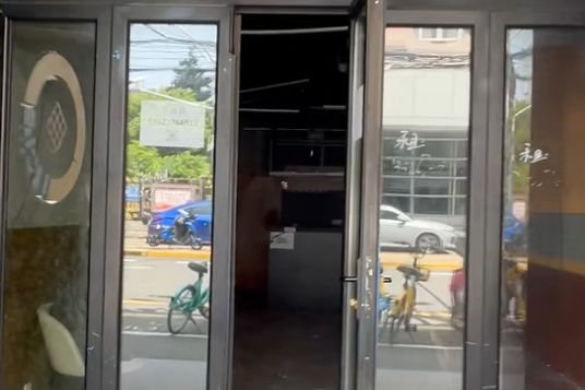 Spacious Studio Commercial Space at Circle (L7)