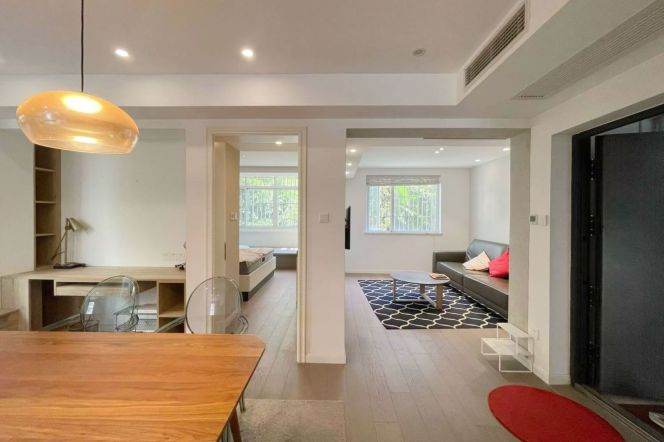 2BR Apartment in Old Xuhui (L1/L7/L9)