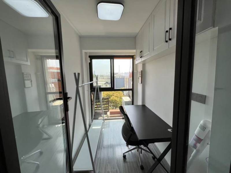 Housing image — Living Room