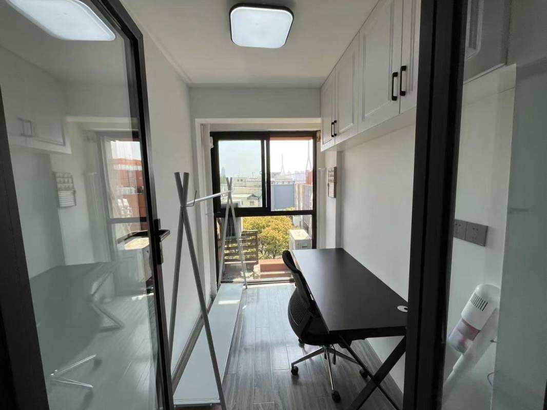 Housing image — Living Room