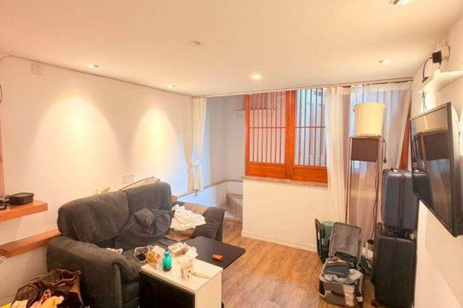 2BR Apartment near Nanjing Xi Lu (L2/L12/L13)