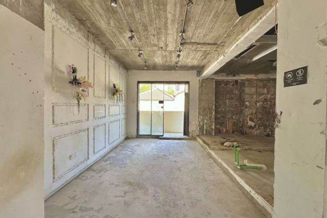 Spacious Studio Heritage Apartment (L9)