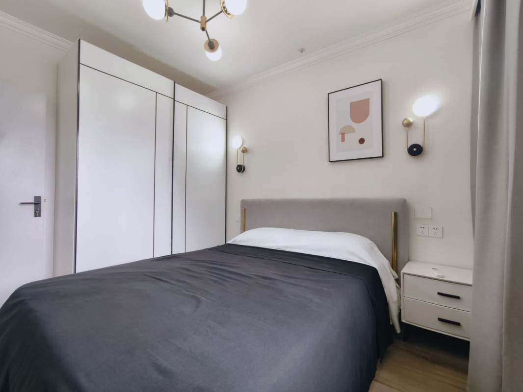 Housing image — Bedroom