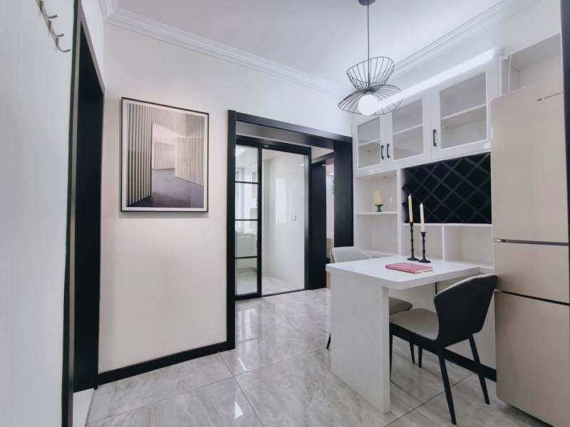 Housing image — Dining Area