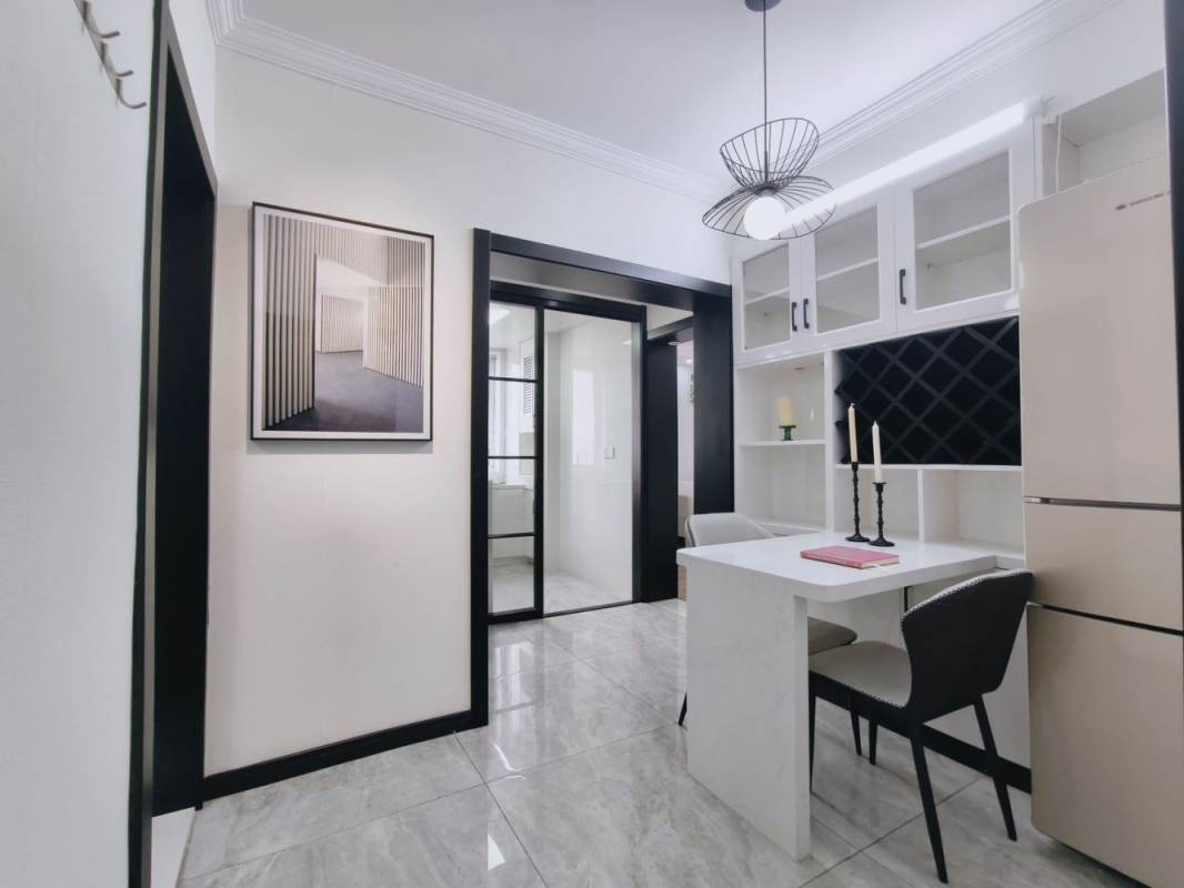 Housing image — Dining Area