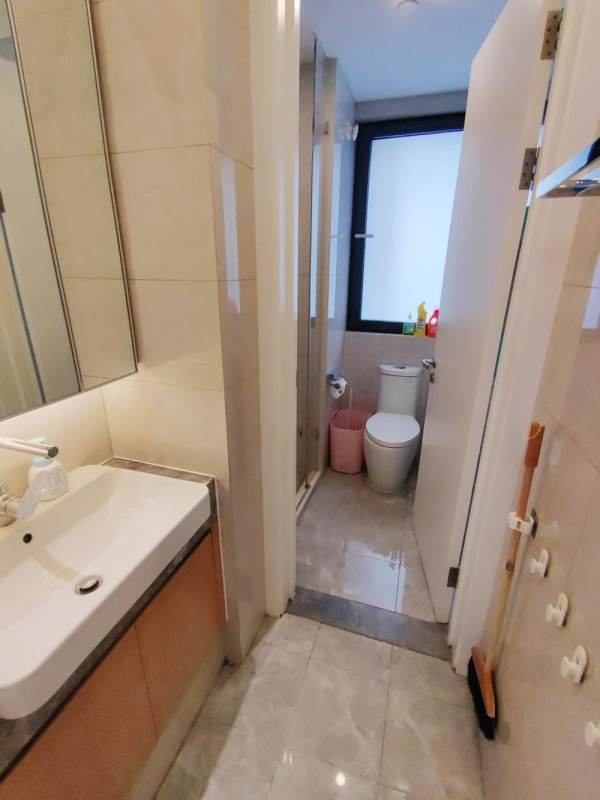 Housing image — Bathroom