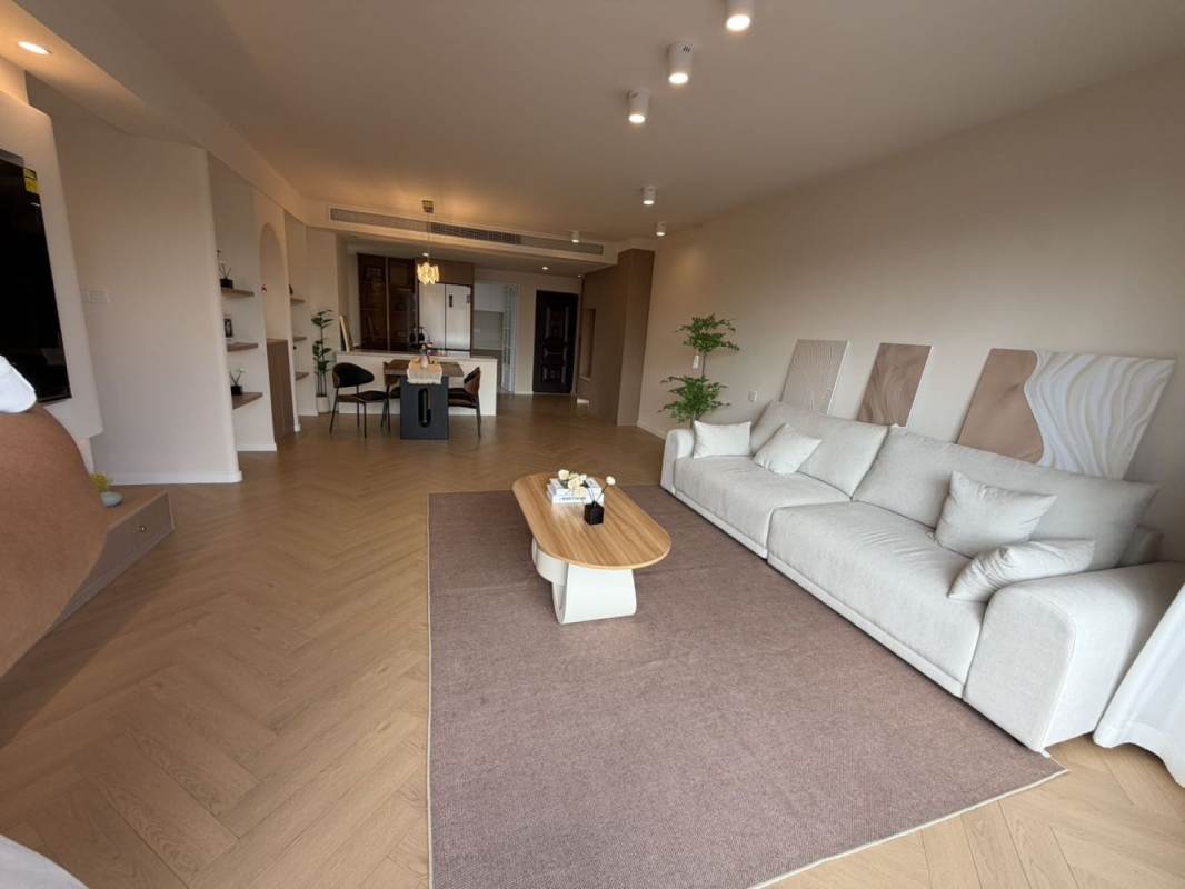 Housing image — Living Room