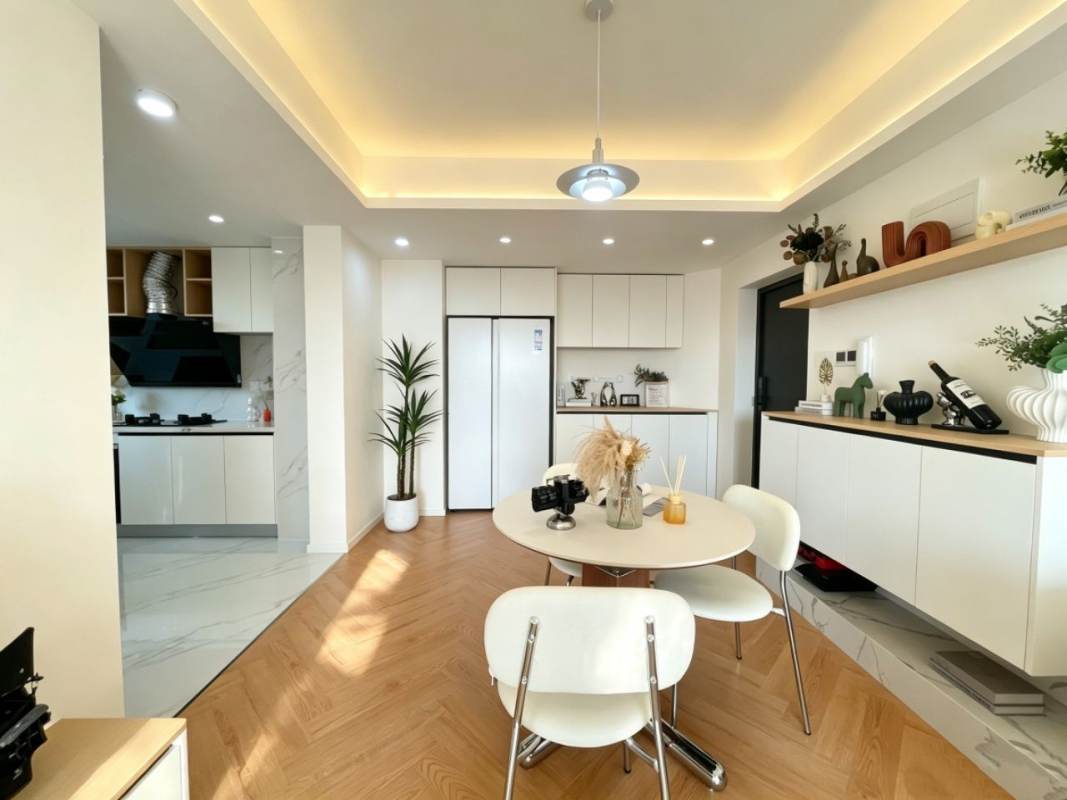 Housing image — Dining Area