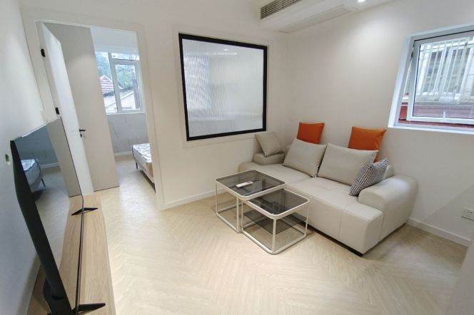 1BR Apartment near Zhongshan Park (L2/L11)