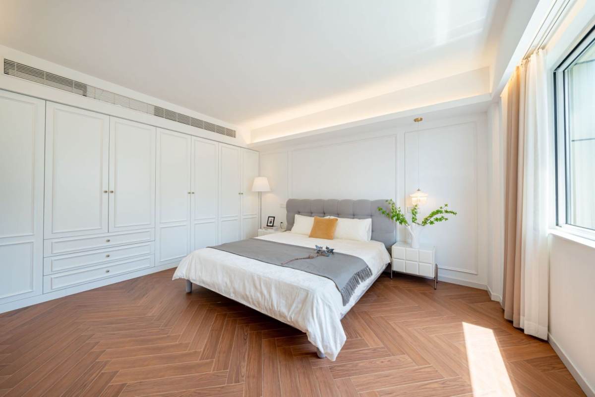 Housing image — Bedroom