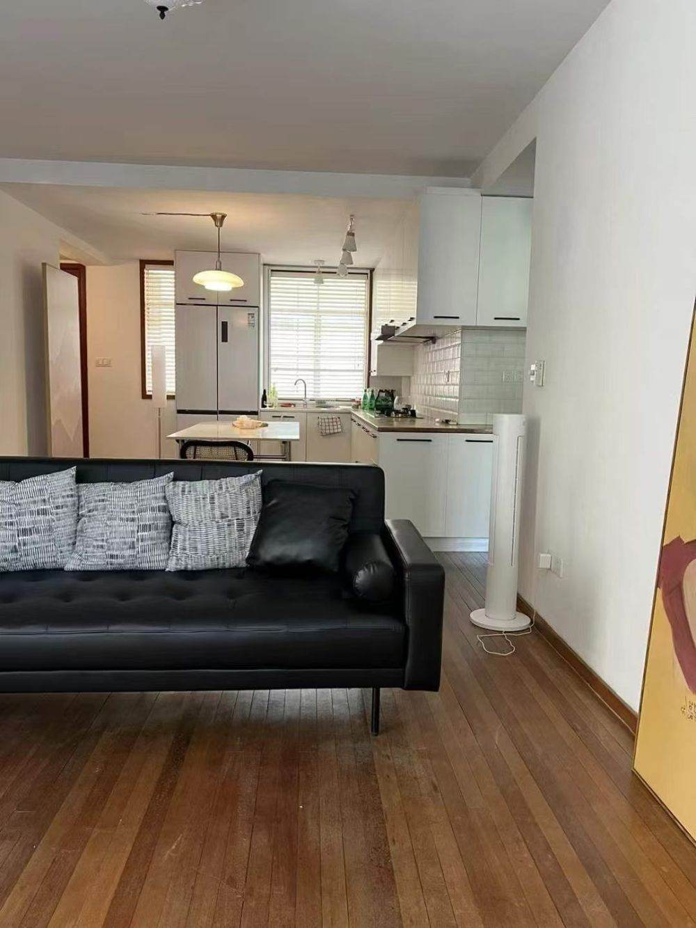 Housing image — Living Room