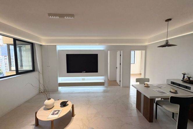 2BR Apartment near Pudong Avenue Metro with Outstanding View (L4/L14)
