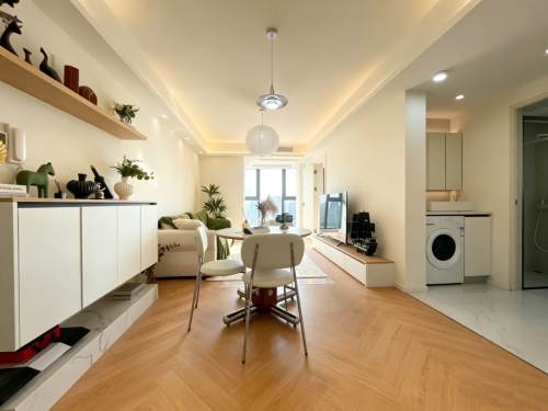 Housing image — Living Room