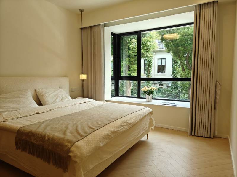 Housing image — Bedroom