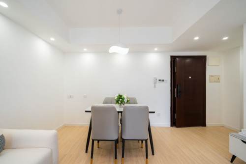 Housing image — Living Room