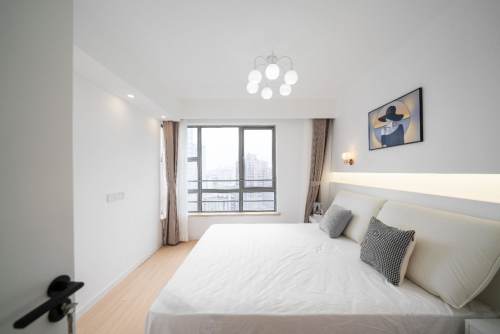 Housing image — Bedroom