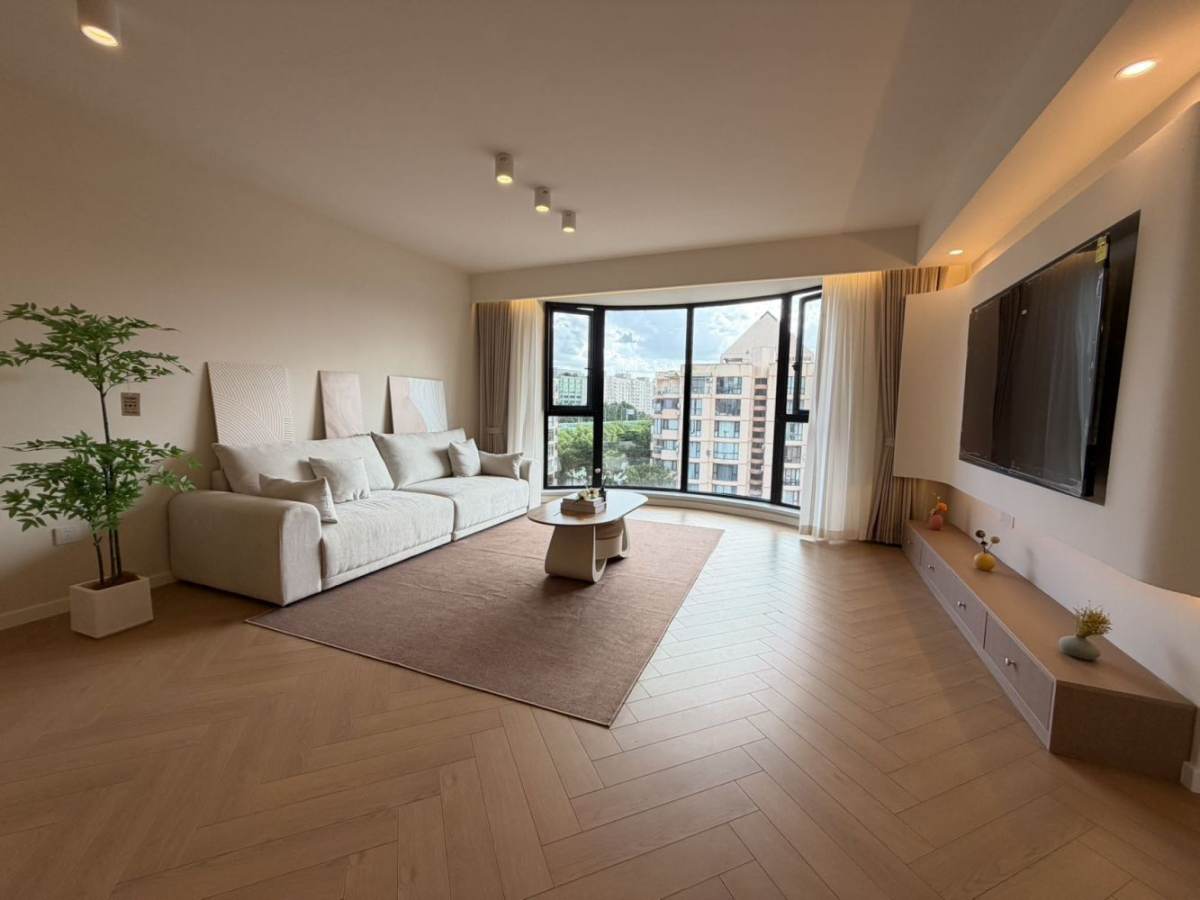 Housing image — Living Room