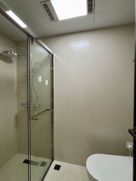 Housing image — Bathroom