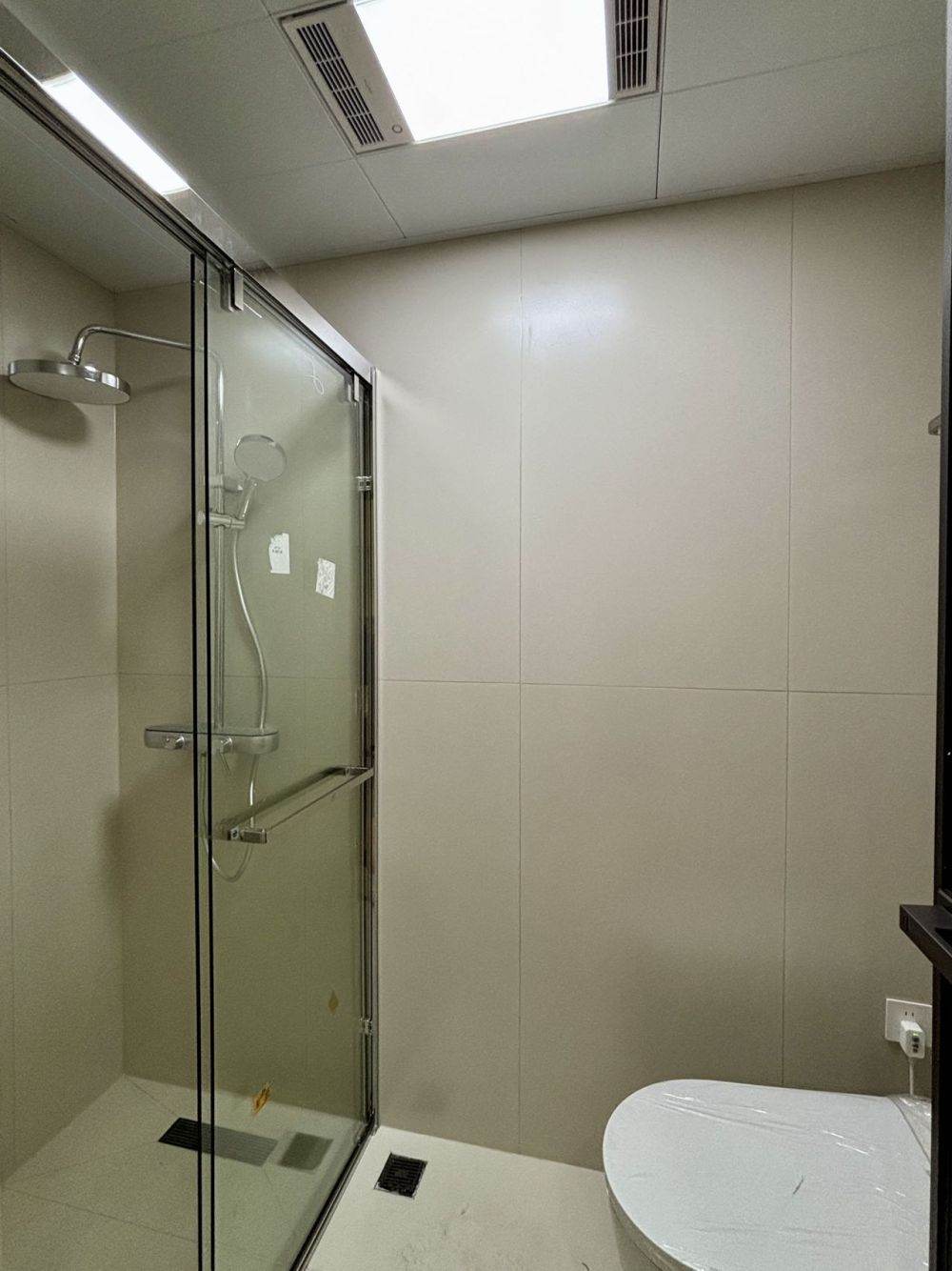 Housing image — Bathroom