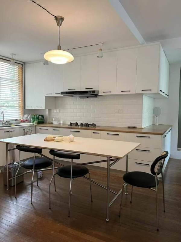 Housing image — Dining Area