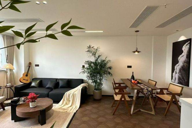 Spacious 1BR Apartment in Old Xuhui (L1/L7)