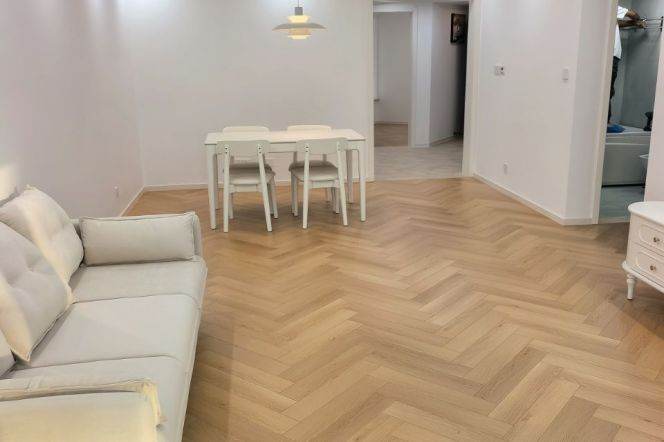 3BR Apartment near West Yan'An Rd Metro