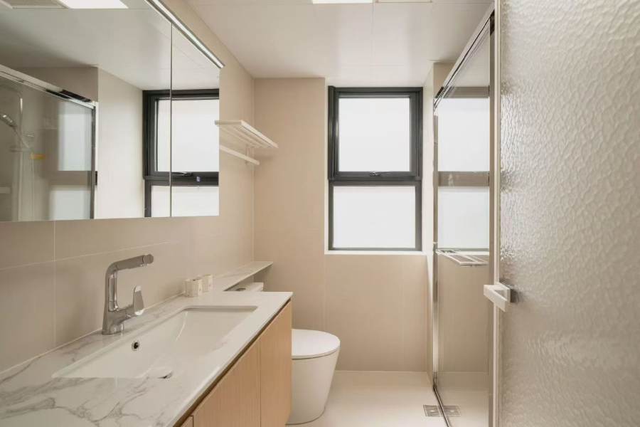 Housing image — Bathroom