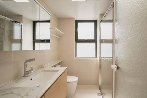 Housing image — Bathroom