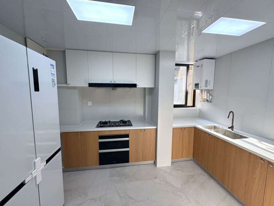 Housing image — Kitchen