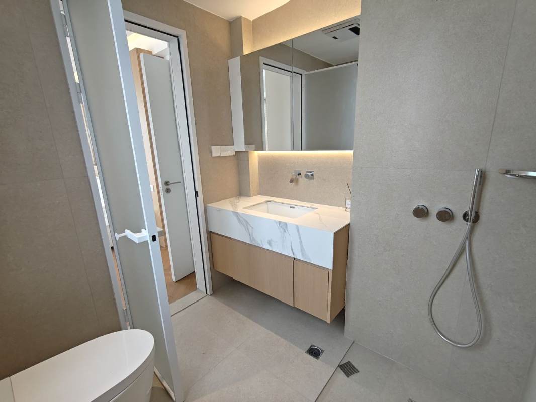 Housing image — Bathroom