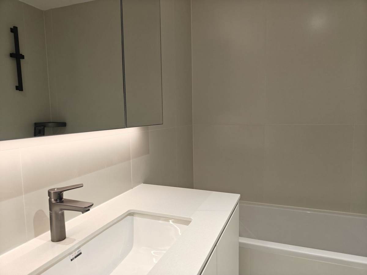 Housing image — Bathroom
