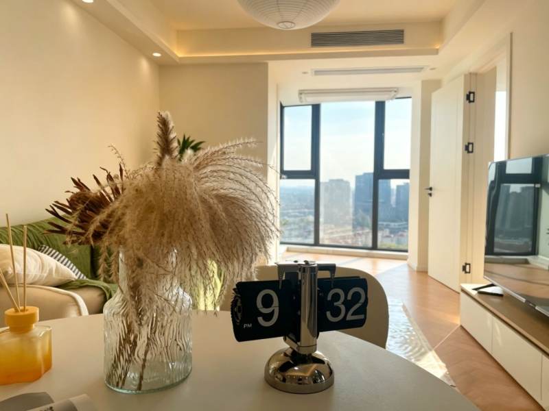 Housing image — Living Room