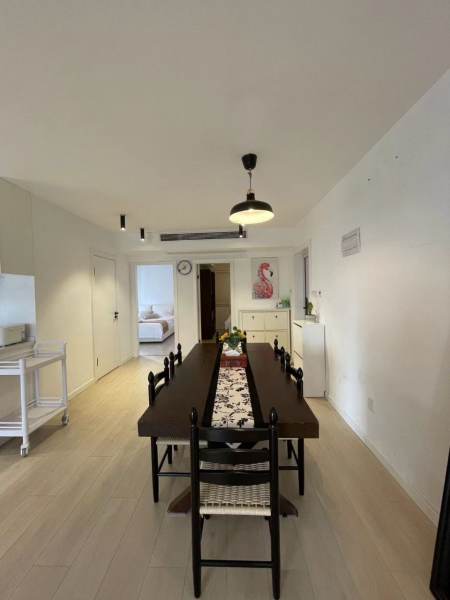 Housing image — Dining Area