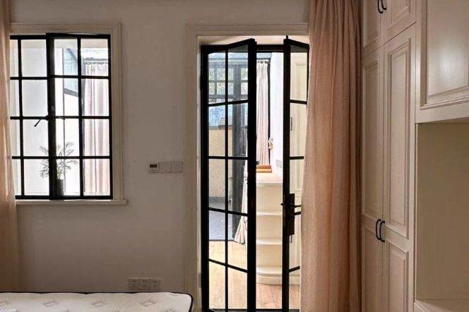 1BR Lane House in Old Xuhui with Terrace (L1/L7/L10)