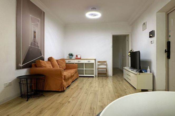 3BR Apartment in Jing'an (L7)